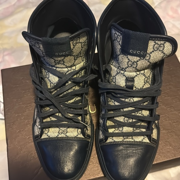 Men’s Gucci GG High Top Sneakers in size 10. Only worn a few times. - Picture 3 of 13